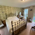 St Marys Mount Bed & Breakfast 4*