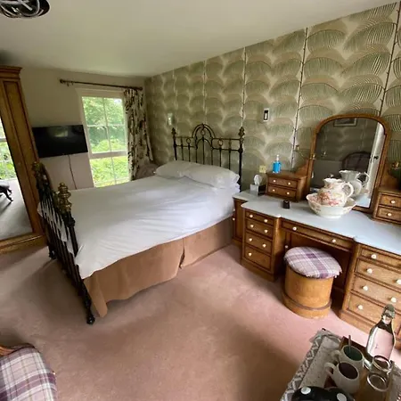 Bed and Breakfast St Marys Mount 4*