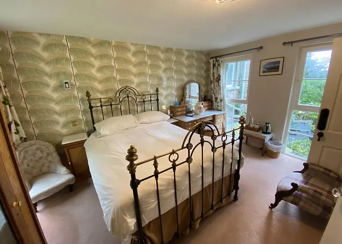 St Marys Mount Bed & Breakfast 4*